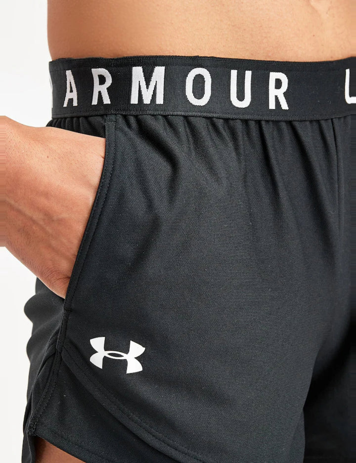 Under Armour rövidnadrág, fekete