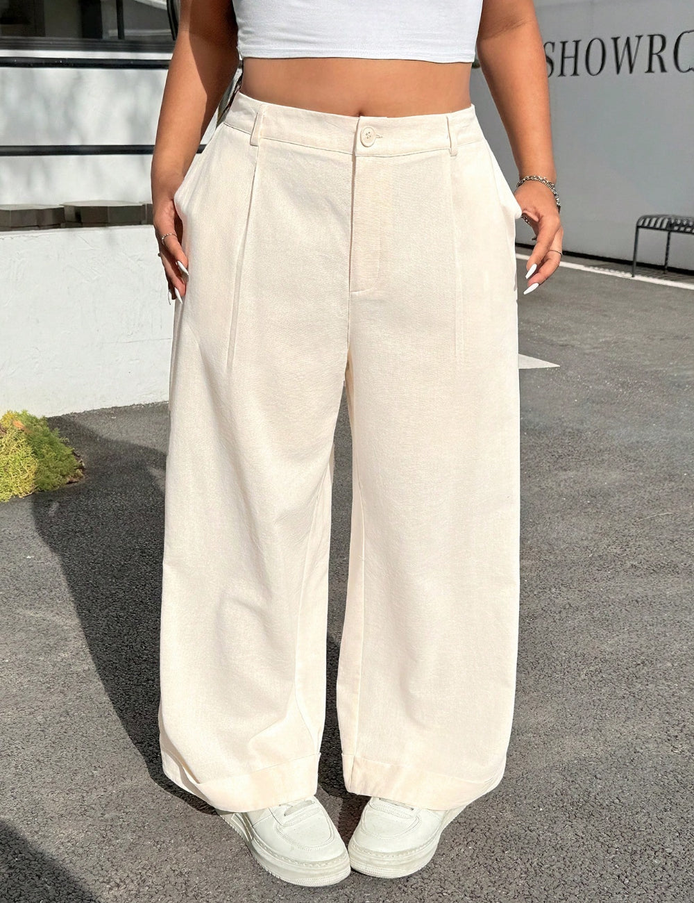 Pantaloni Shein Curve+, crem