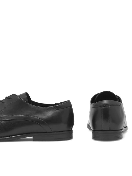Pantofi LASOCKI, negru