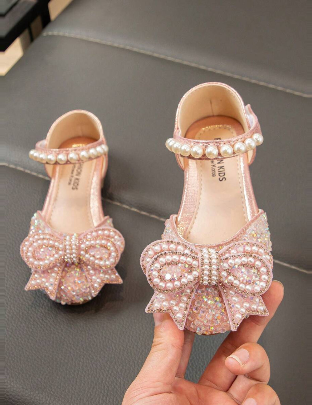 Pantofi SHEIN, roz