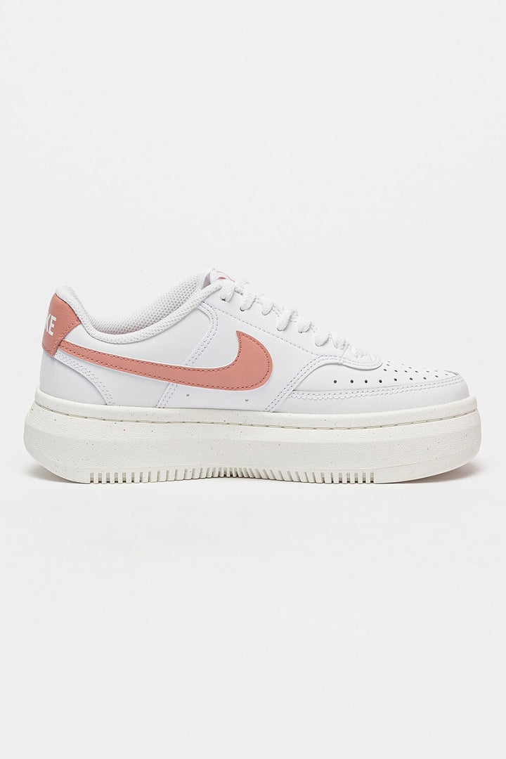 NIKE sportcipő, fehér
