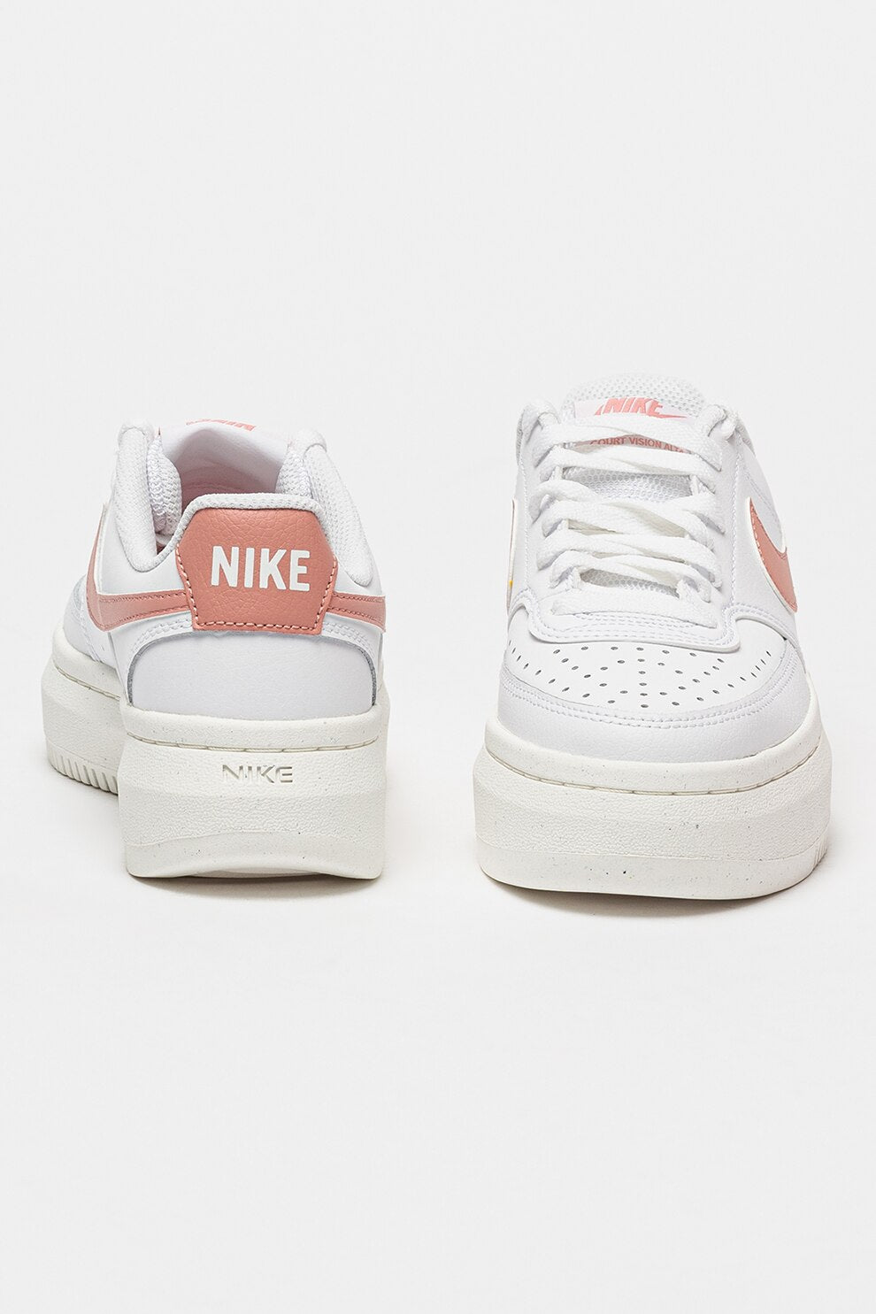 NIKE sportcipő, fehér