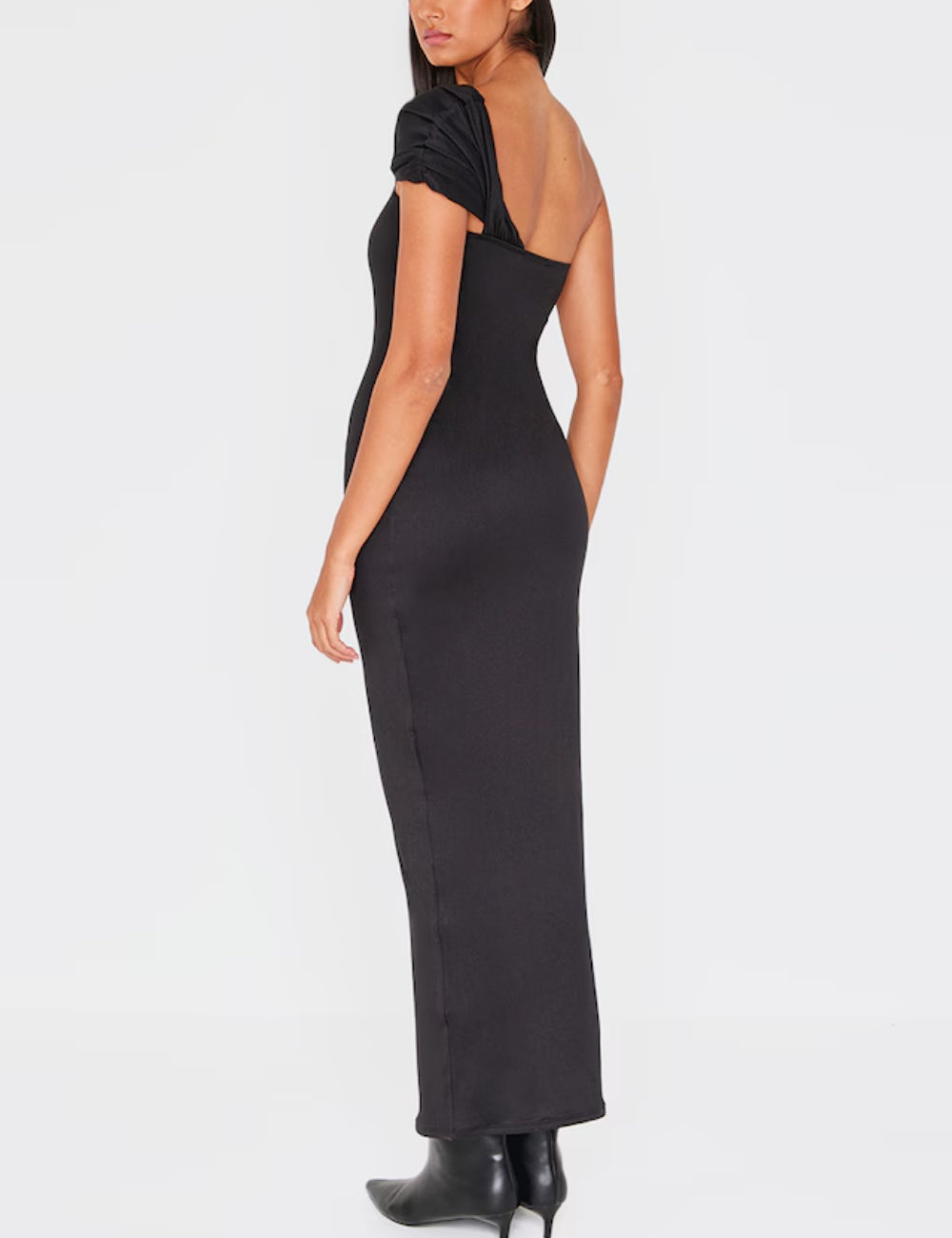 PRETTYLITTLETHING maxi ruha, fekete