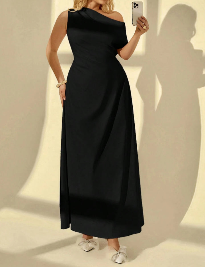 Shein Curve+ maxi ruha, fekete