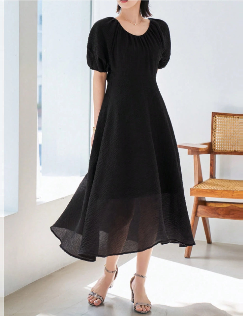 DAZY by Shein midi ruha, fekete