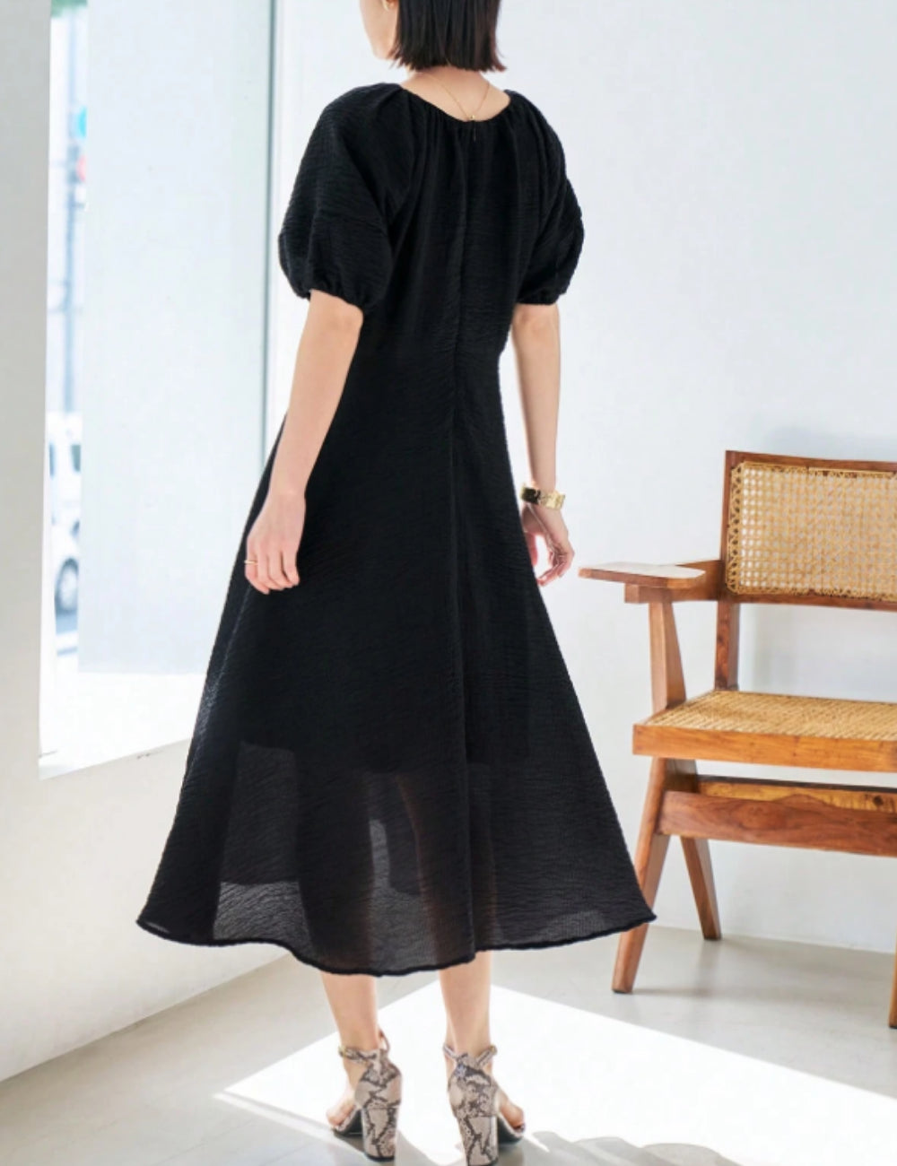DAZY by Shein midi ruha, fekete