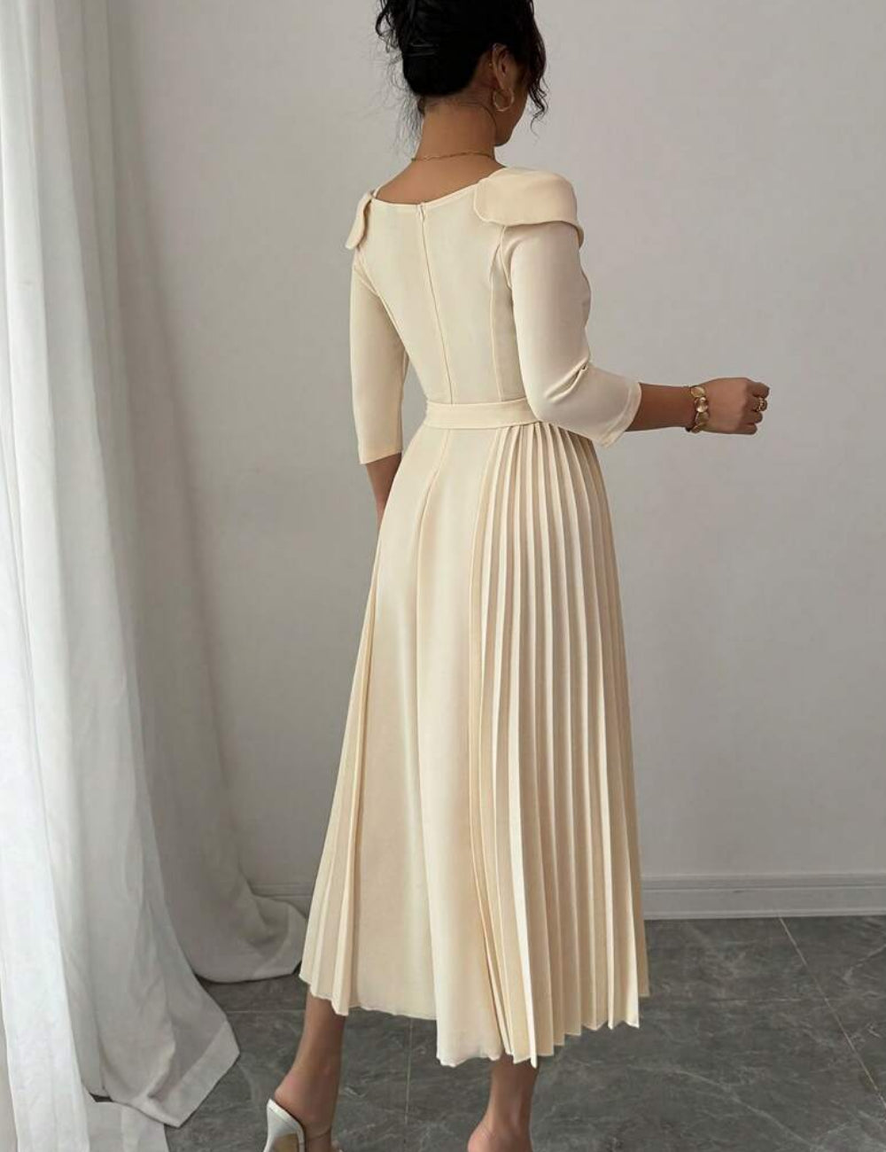 Shein bézs midiruha