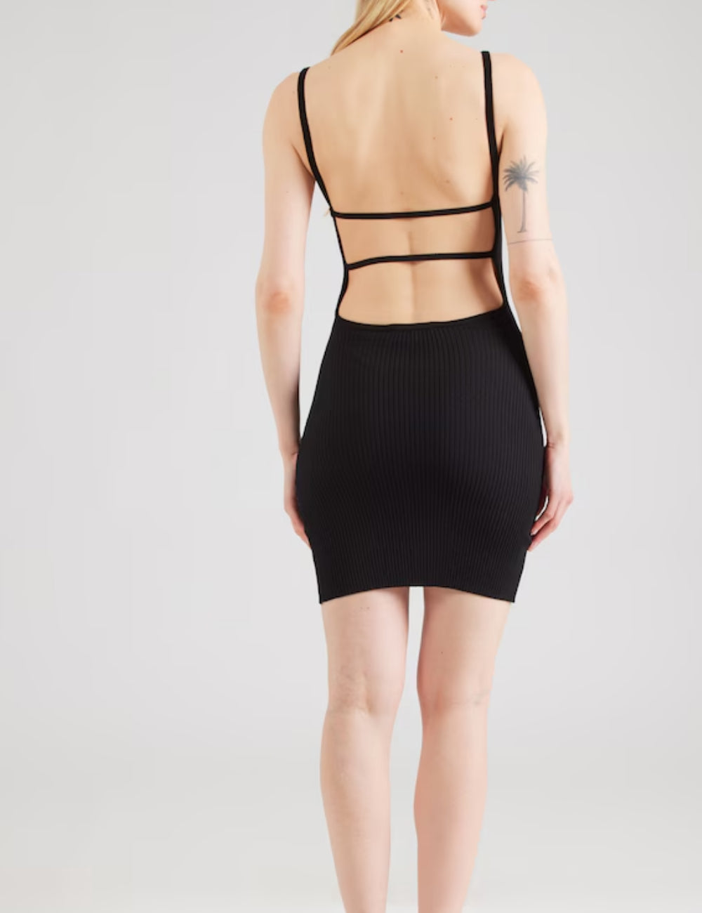 Bershka miniruha, fekete