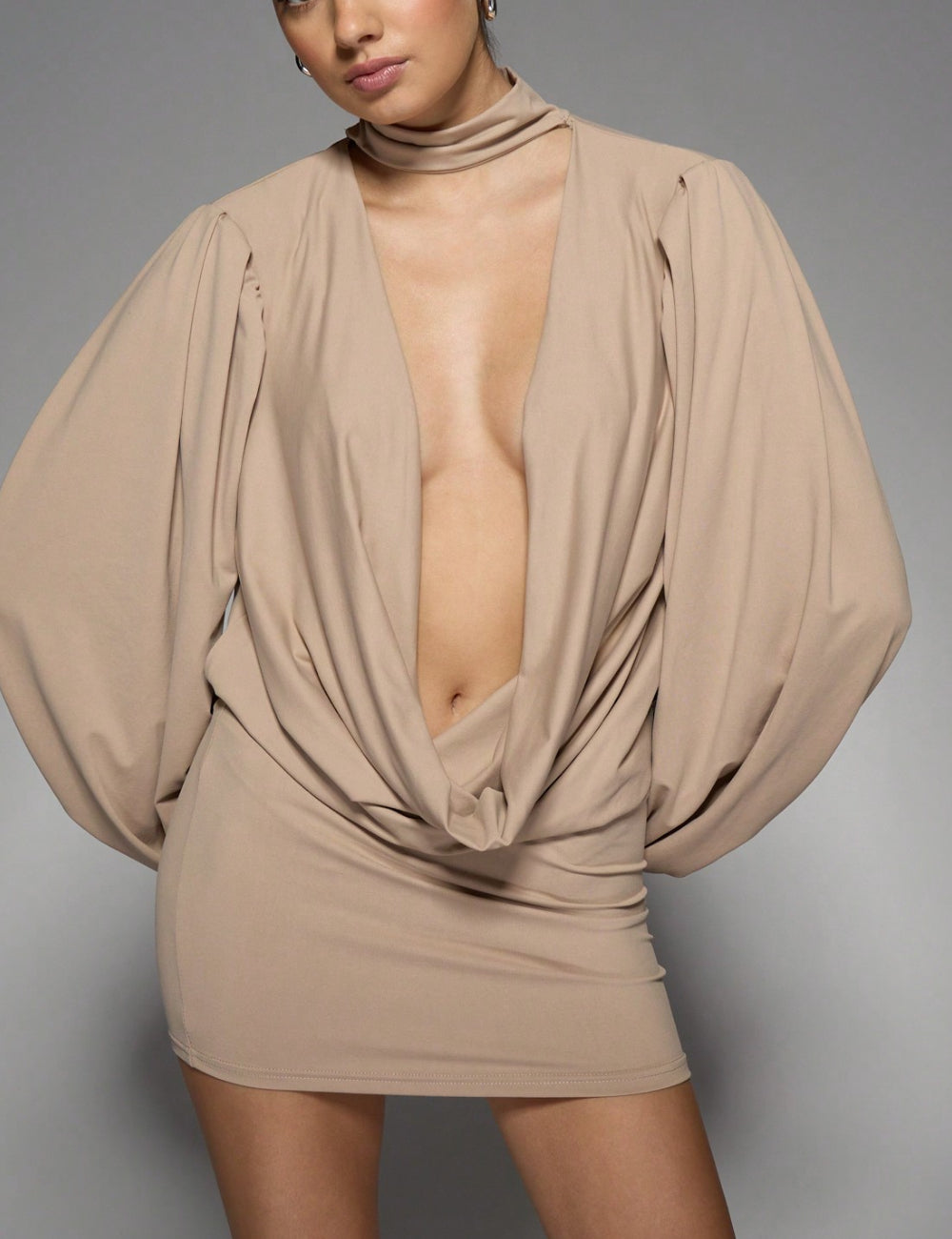 Shein Missguided miniruha, bézs
