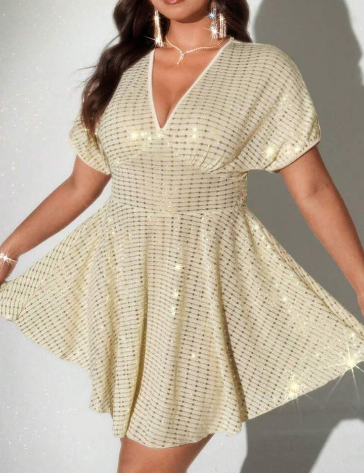 Shein Curve+ miniruha, ekrü
