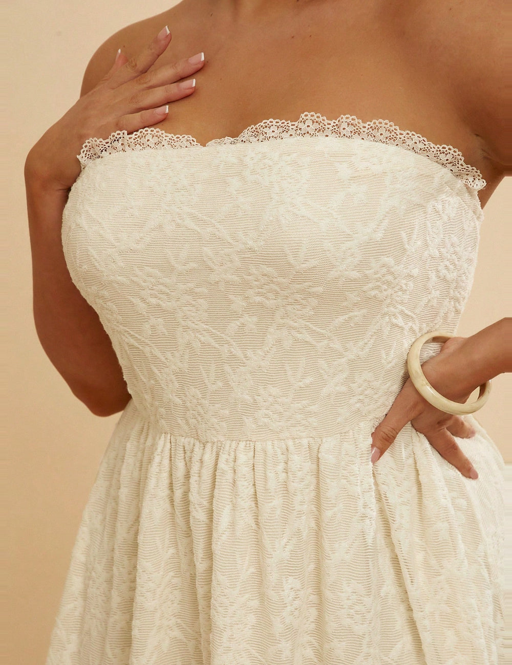 Shein Curve+ miniruha, ekrü