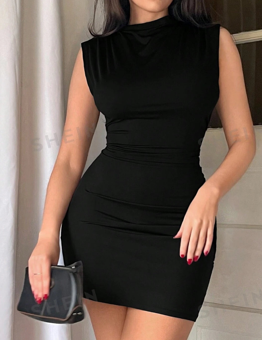 Shein miniruha, fekete