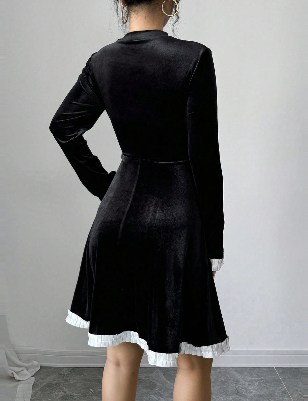 Shein mini ruha, fekete