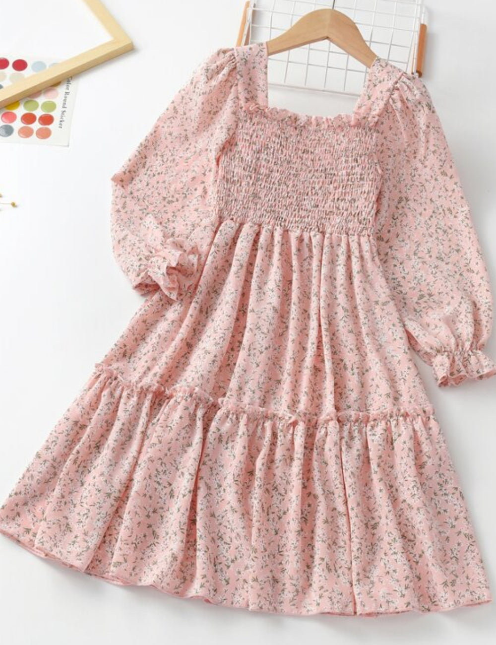 Rochie Shein, roz
