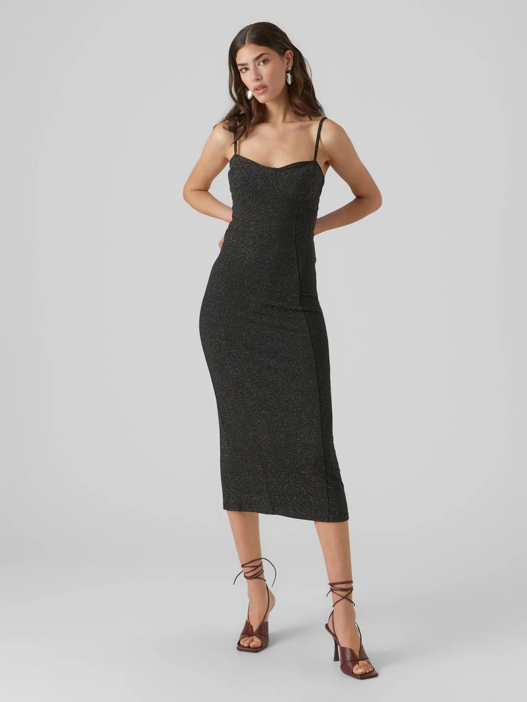 VERO MODA midi ruha, fekete