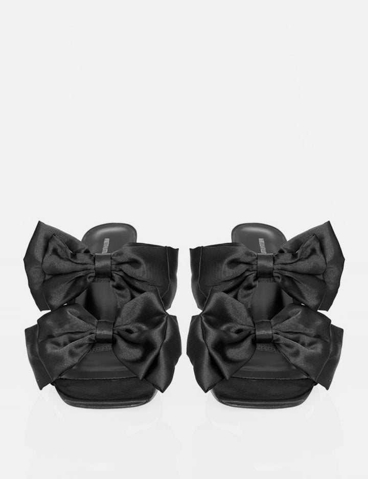 PRETTYLITTLETHING magassarkú klumpa, fekete