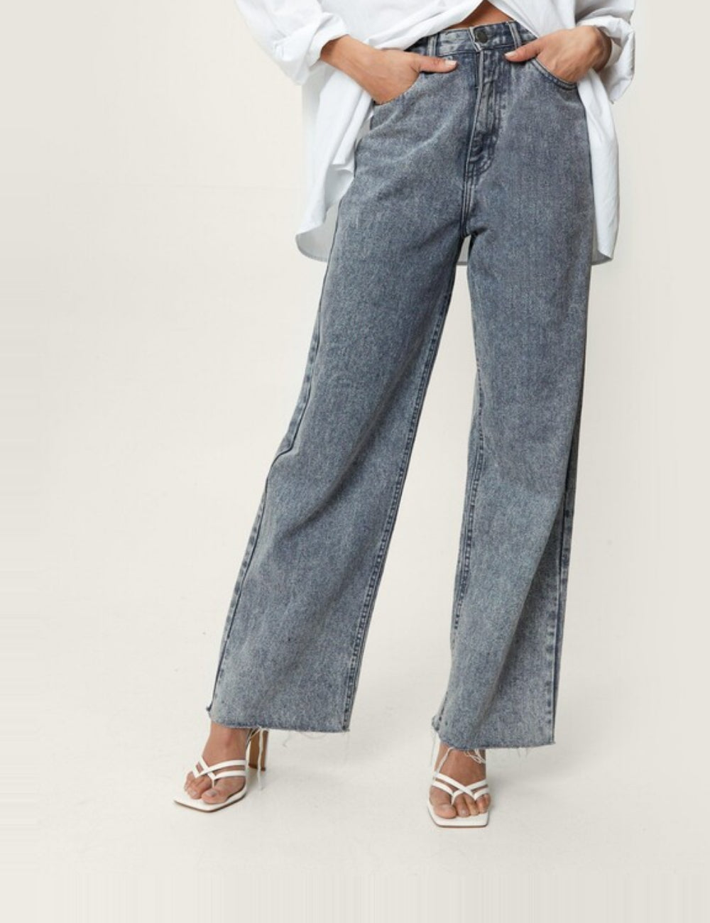 NASTY GAL magassarkú szandál, fehér