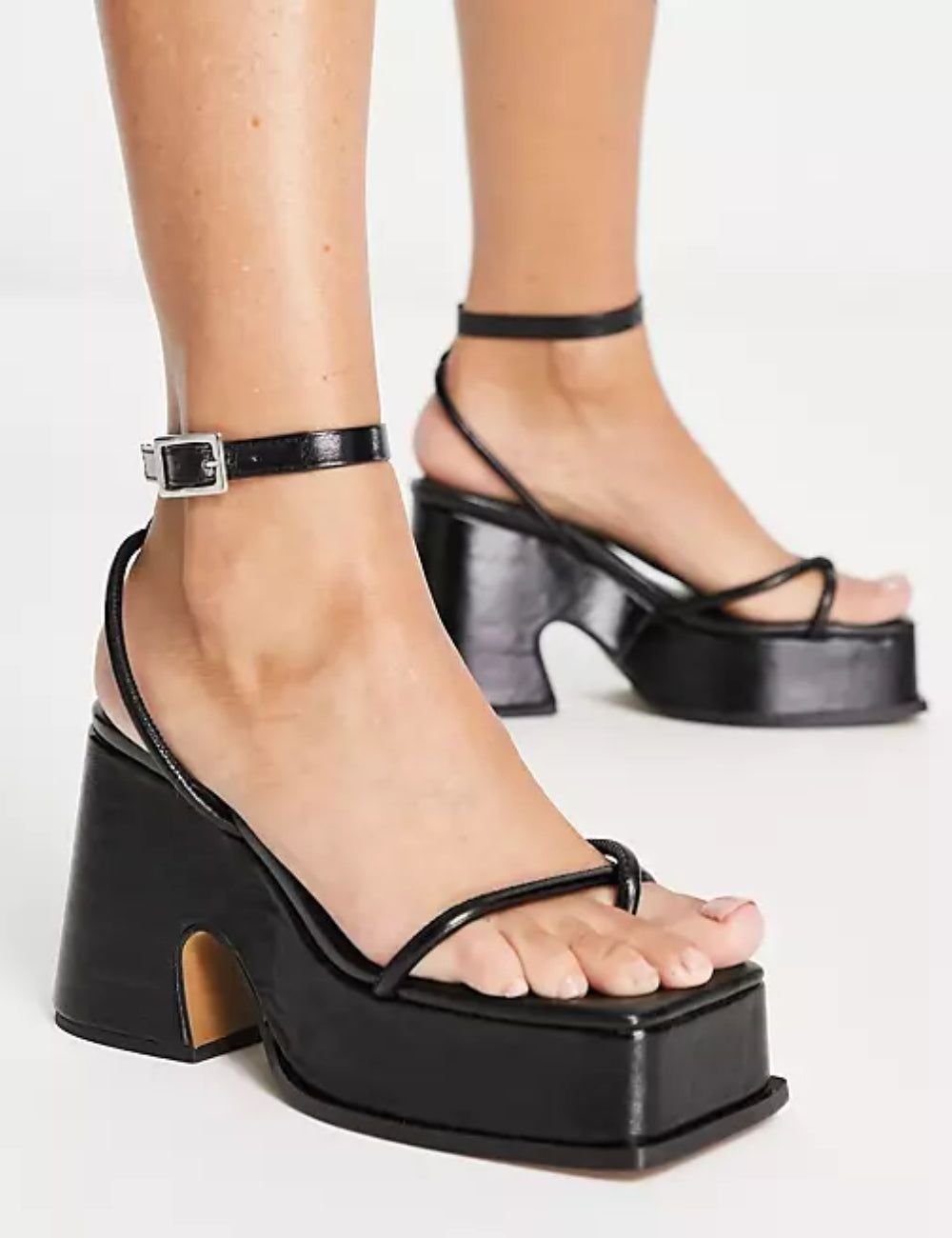 Topshop magas sarkú szandál, fekete