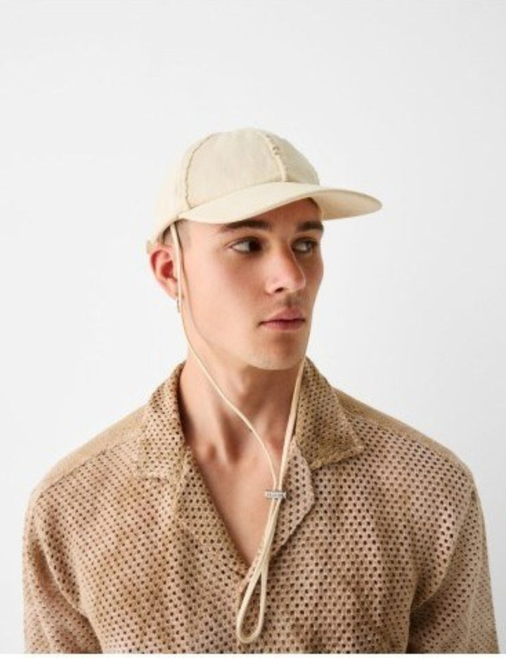 Șapcă Bershka, crem