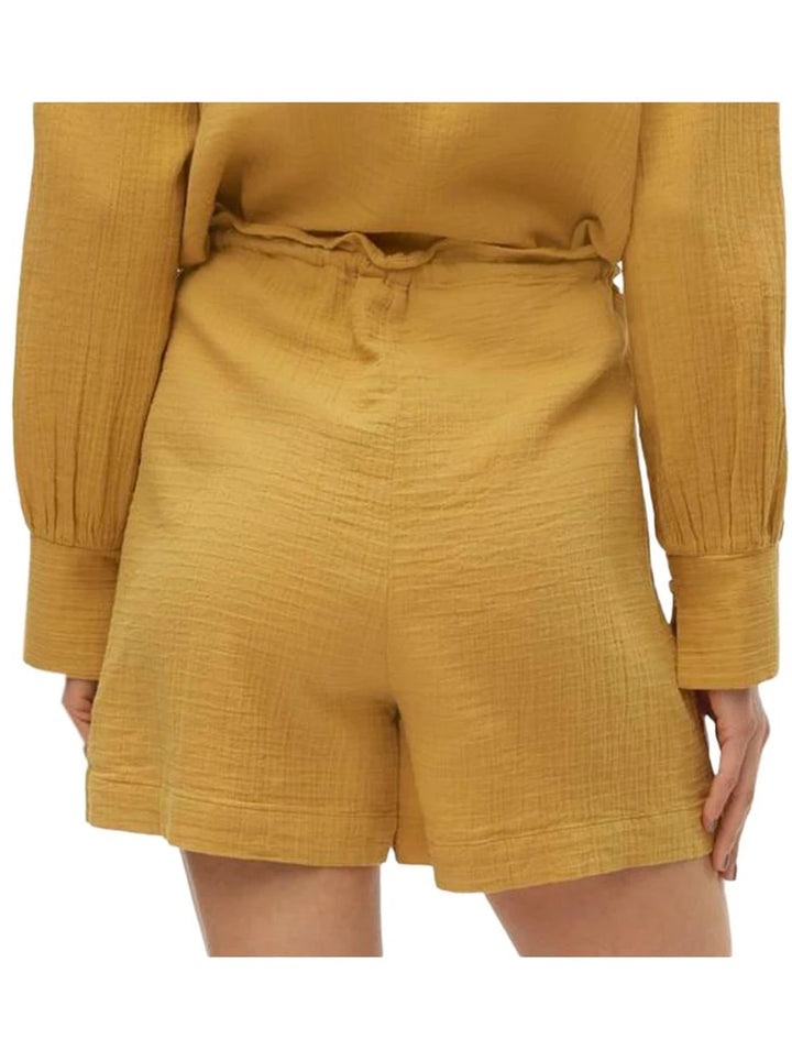 VERO MODA rövidnadrág, sárga