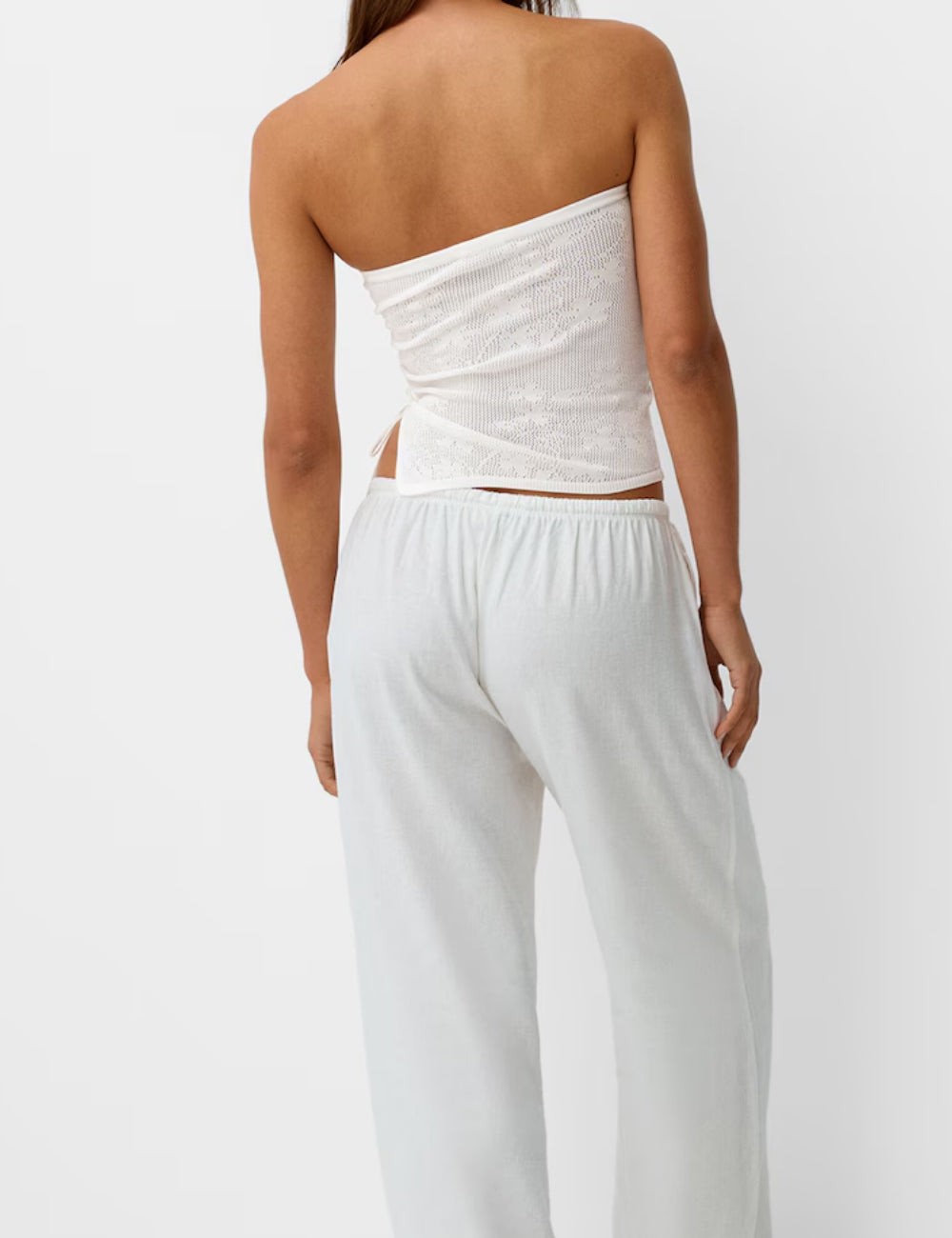 Top Bershka, alb