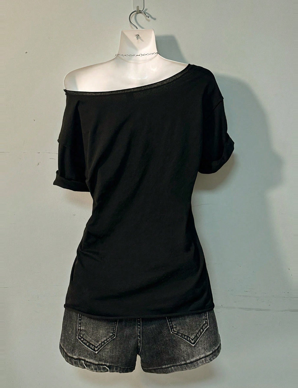 Shein Curve+ póló, fekete