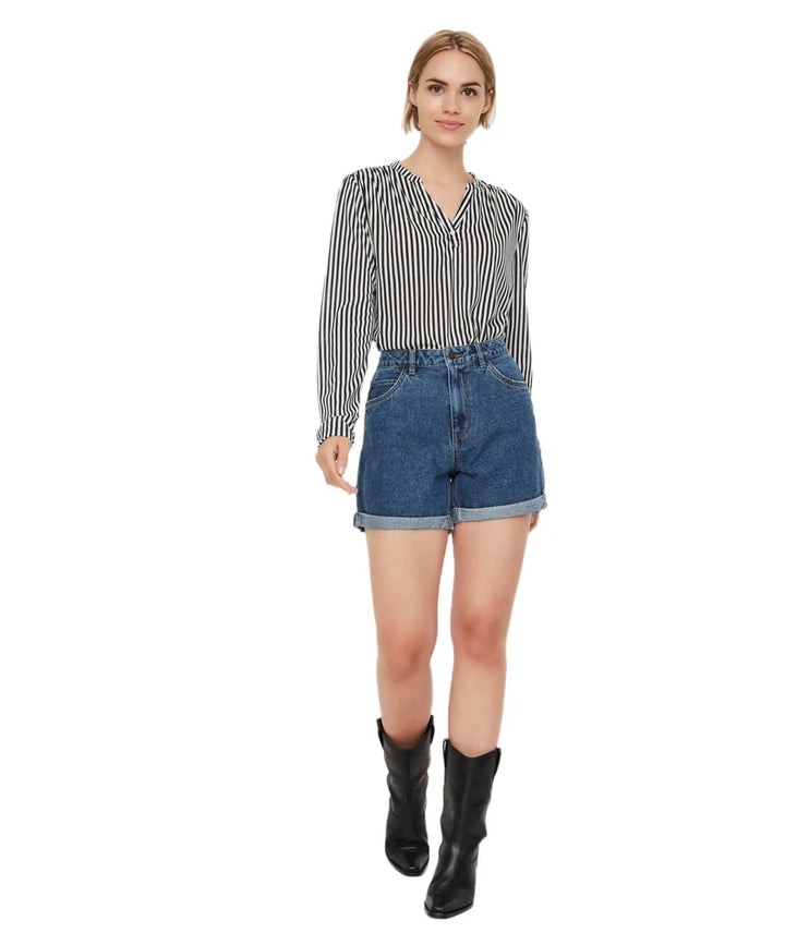 VERO MODA rövidnadrág, kék