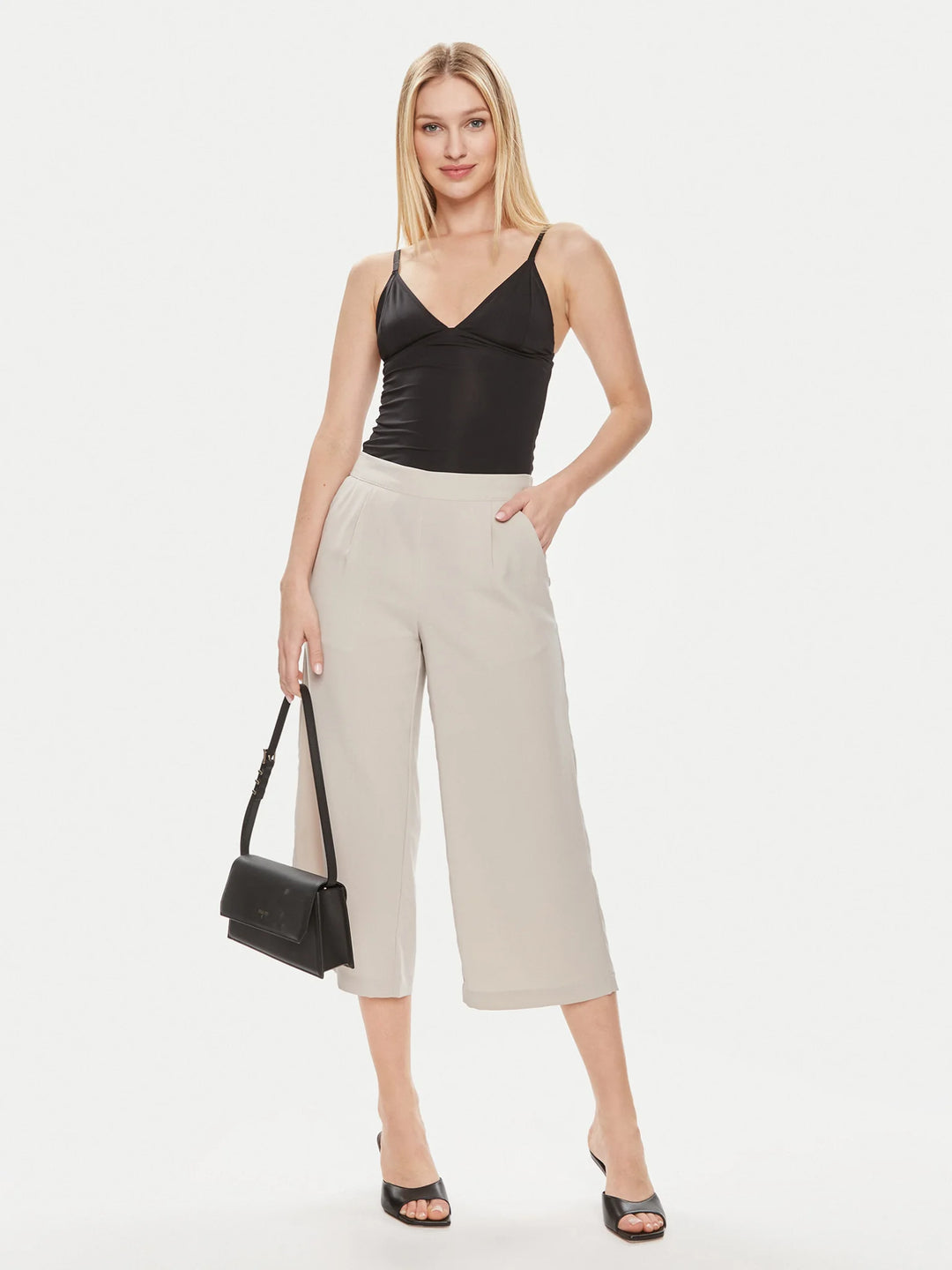 VERO MODA 3/4-es nadrág, bézs