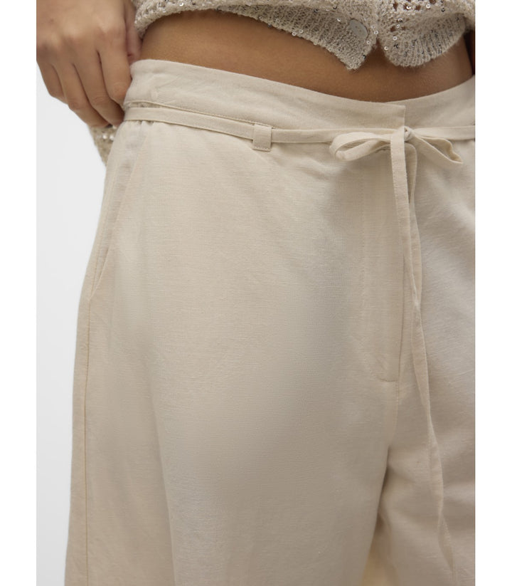 VERO MODA bézs rövidnadrág