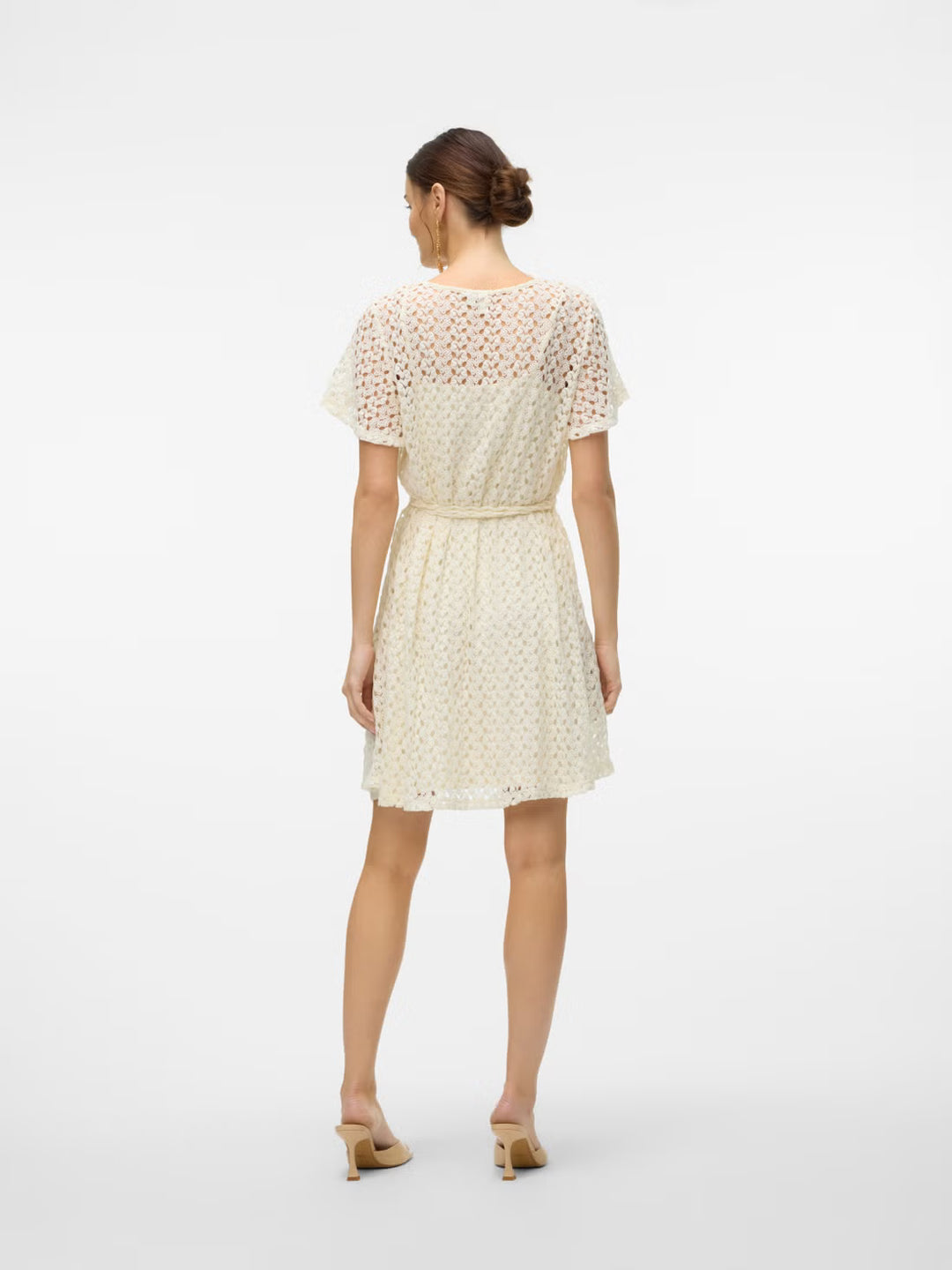 VERO MODA krém mini ruha